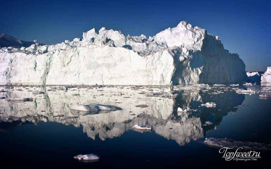 Ледник Якобсхавн (Гренландия) - крупнейший в мире быстро движущийся ледник.