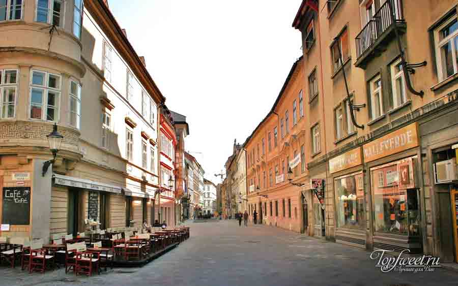 Улица в Братиславе