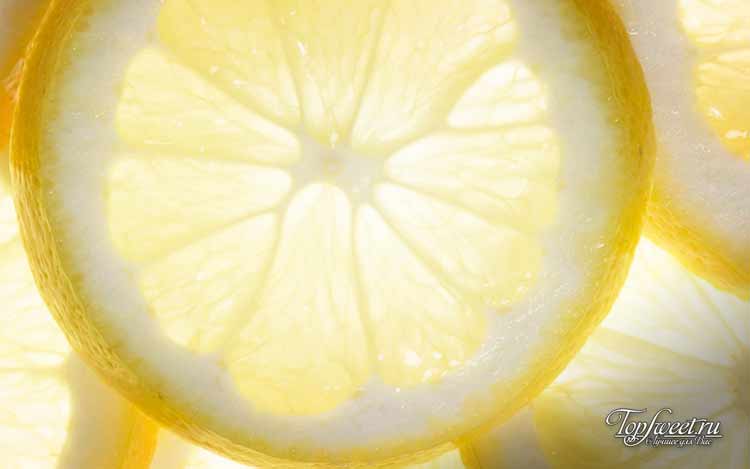 Лимон в холодильнике
